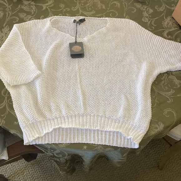 Crochet Italian sweater - Picture 1 of 5